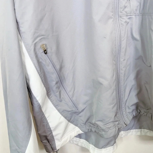 The North Face Men's Flight Series Light Weight Windbreaker Jacket - Picture 7 of 16